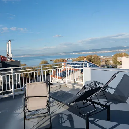Noah Sea-view Apartment Neo Epivates