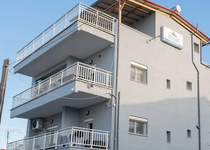 Noah Sea-view 公寓 尼奥伊皮瓦太